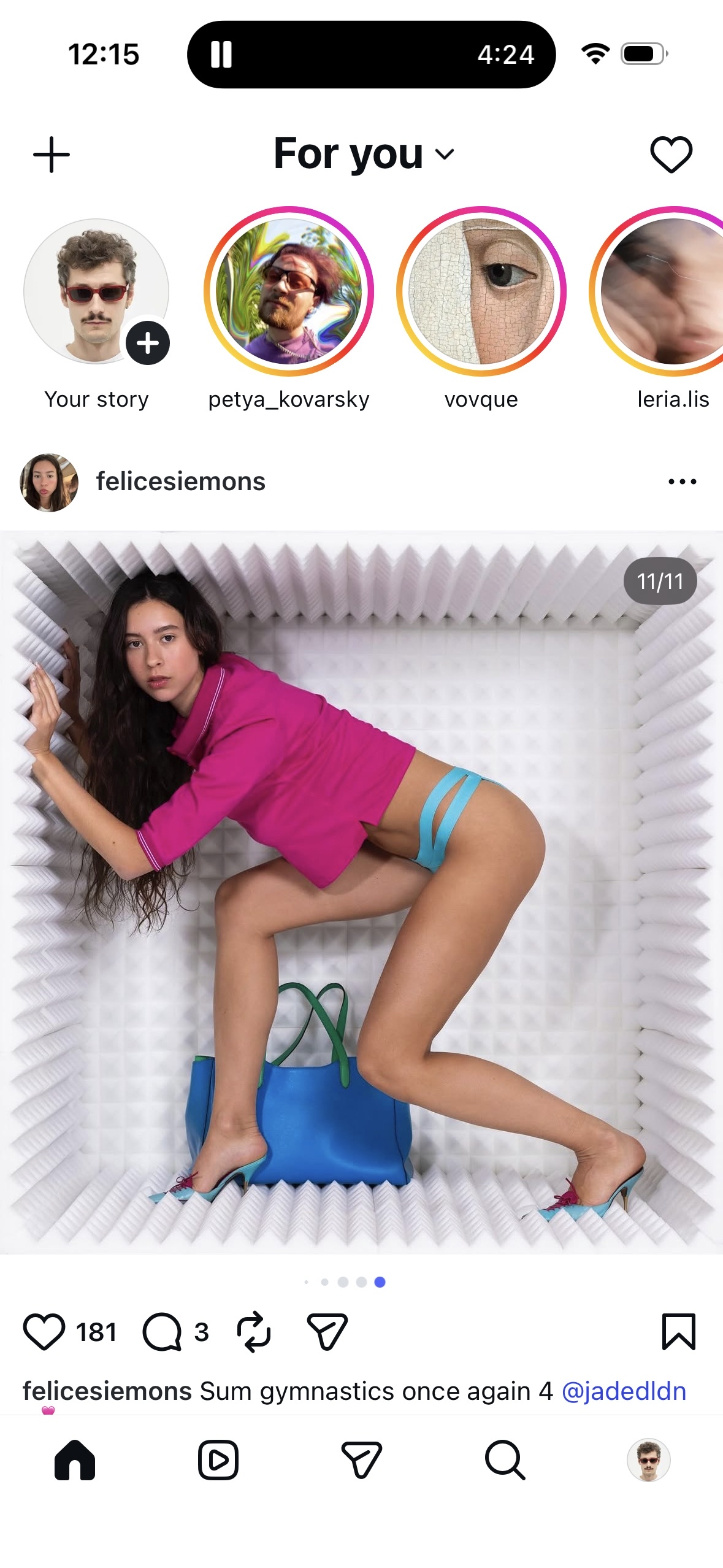 Jaded London acoustic foam fashion box — pink blue